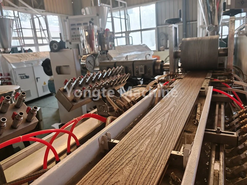Yongte adiuvit clientem in optimizing WPC profile extrusionem lineam inde XL% incremento in output efficientiam
