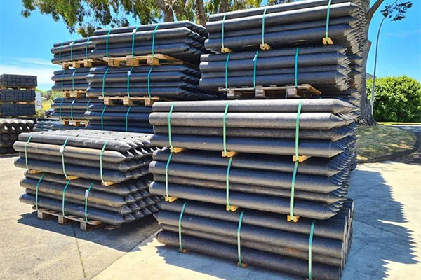Plastic Lamberti