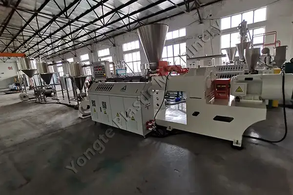 Polonica PVC Compone Pelletizing Machina