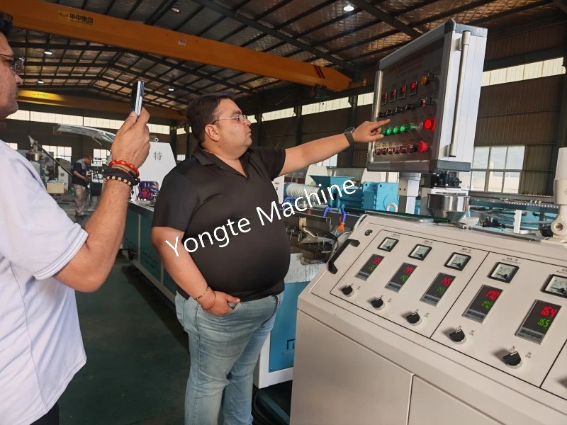 Flexilis Africa Seepage Pipe Productio linea pro Indian Client